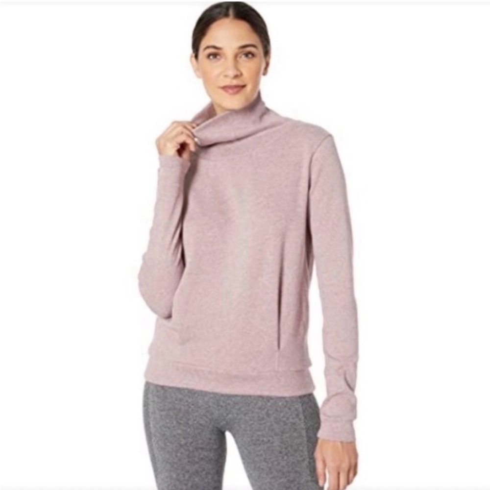 Alo Yoga Clarity Long Sleeve Fleece